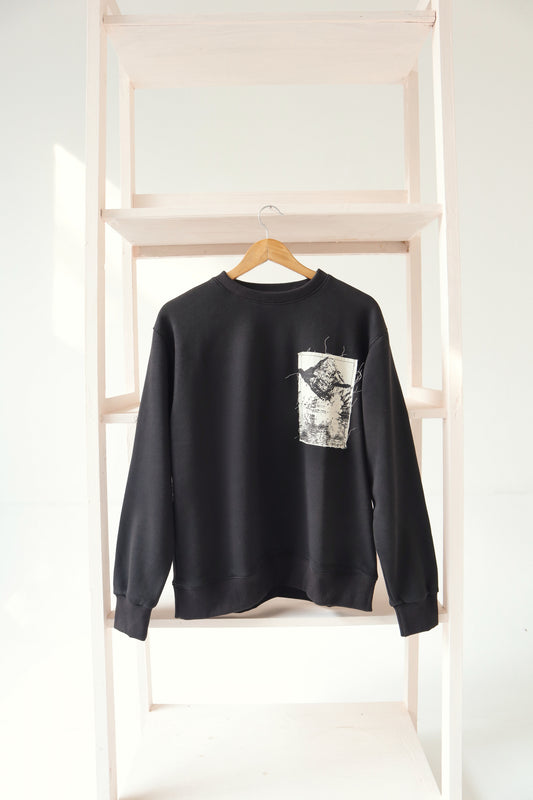 Mountain Graphic Black Sweatshirt